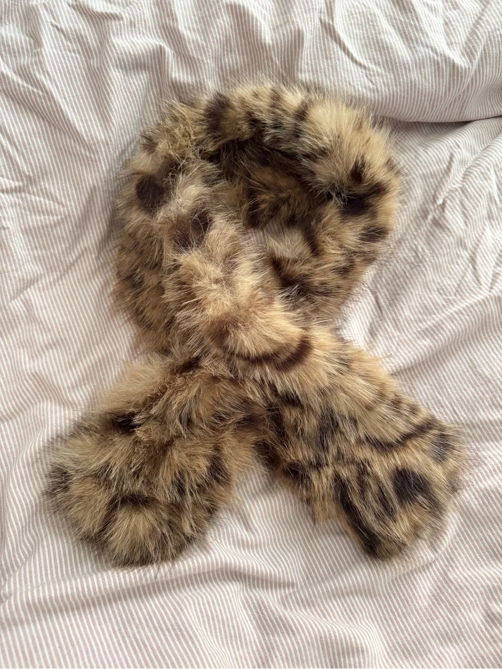 Faux Fur Leopard Print Scarf - Brown